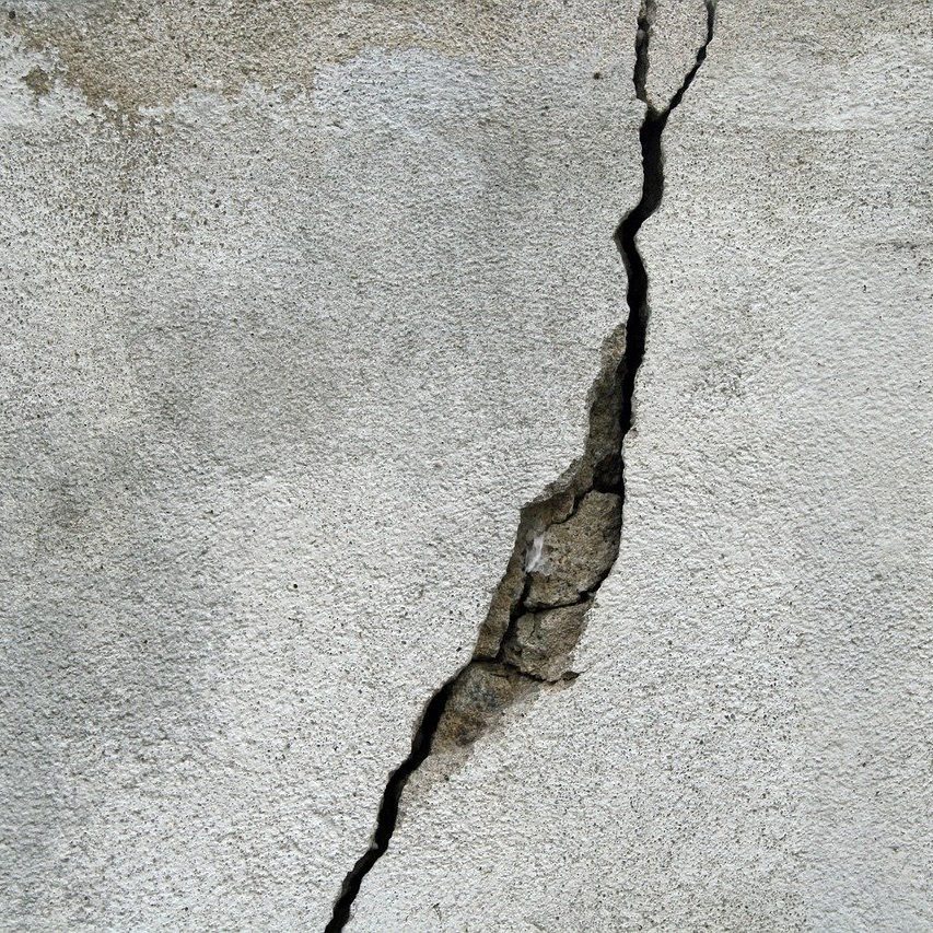 crack, wall, concrete-695010.jpg